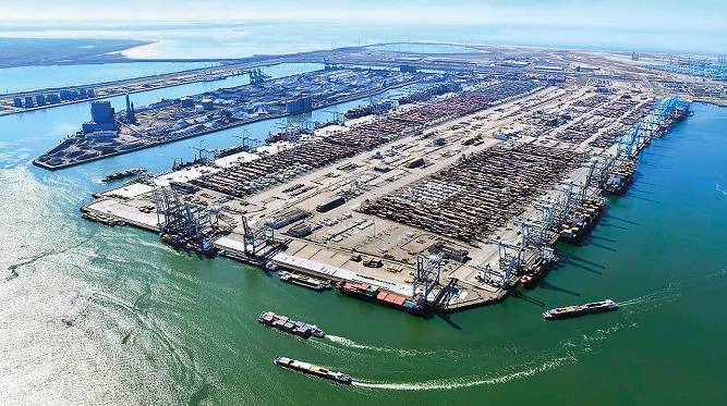 Hutchison Ports Y Til Impulsan La Nueva Terminal De Contenedores