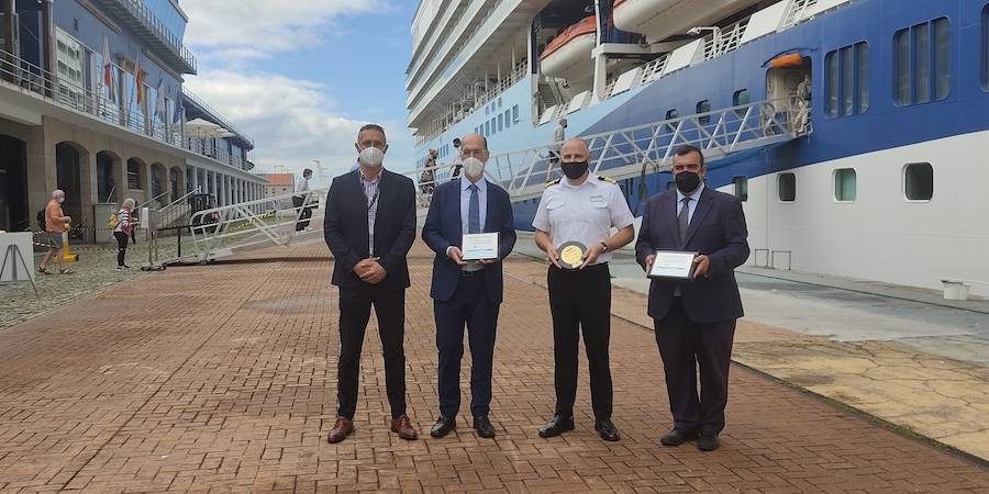 &nbsp;El Puerto de Vigo recibe la escala inaugural del crucero &ldquo;Marella Explorer&rdquo;&nbsp;