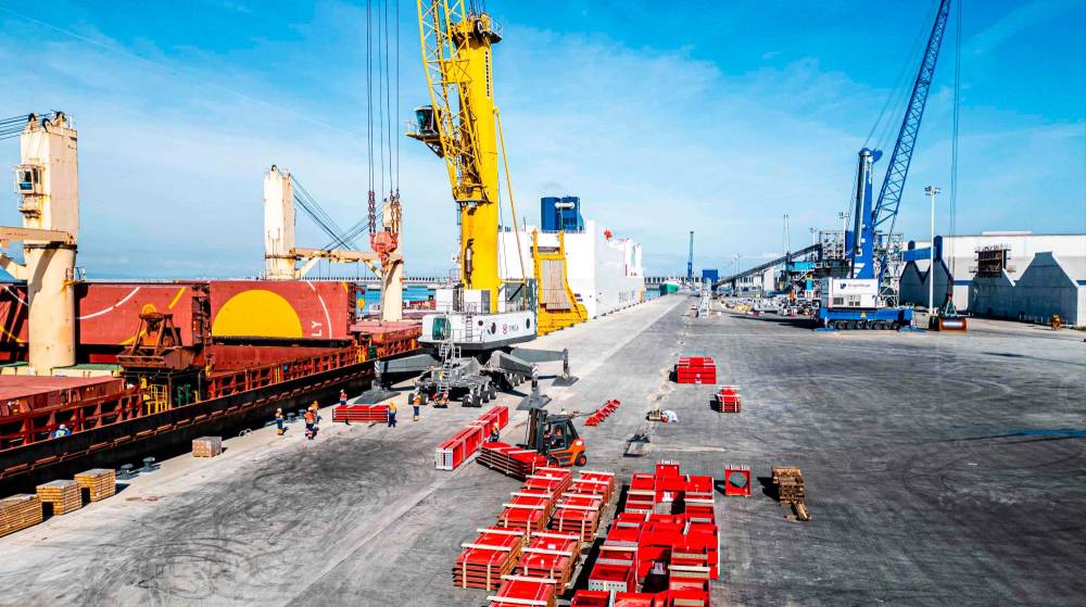 El puerto exterior de A Coruña tendrá un nuevo vial para los nuevos desarrollos industriales