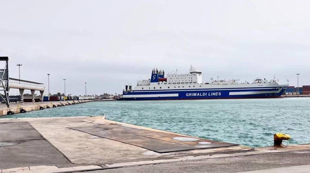 Los Puertos de Valencia y Sagunto quedan reabiertos al tráfico marítimo