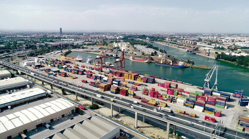 Acuerdo para constituir un nuevo CPE en el Puerto de Sevilla