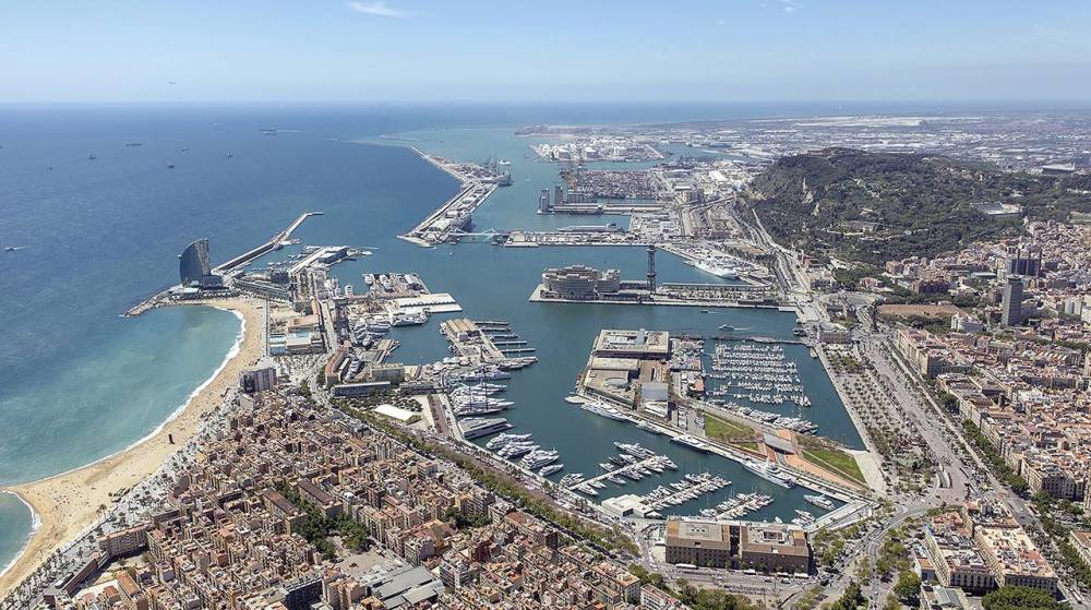 Barcelona y Valencia se sitúan entre los puertos que más crecen entre el top 15 europeo