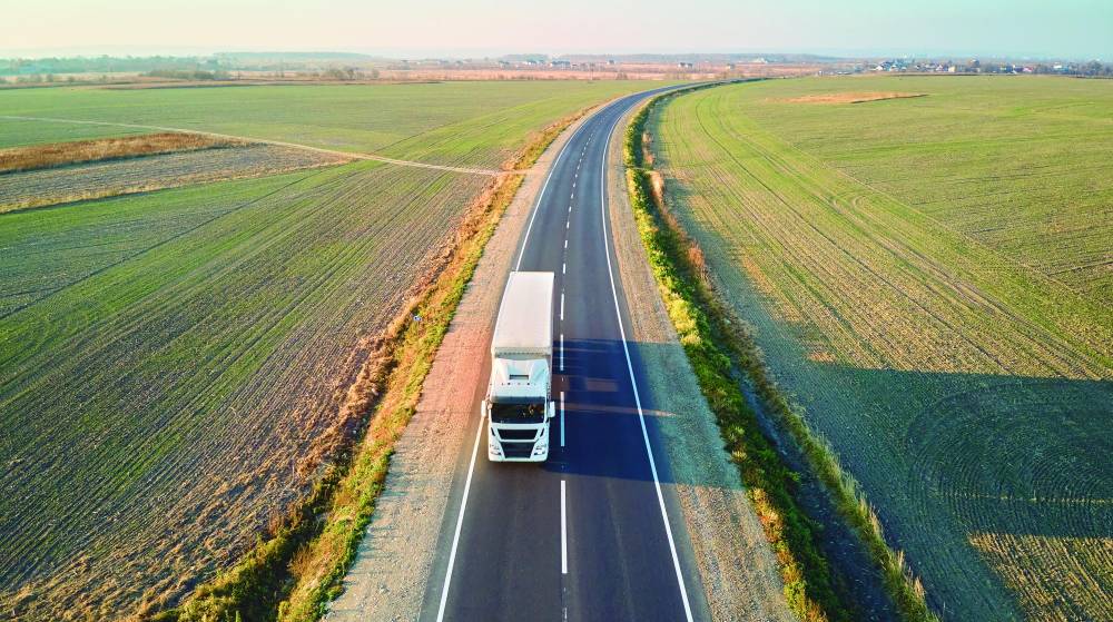 El transporte de mercancías por carretera modera su crecimiento de facturación