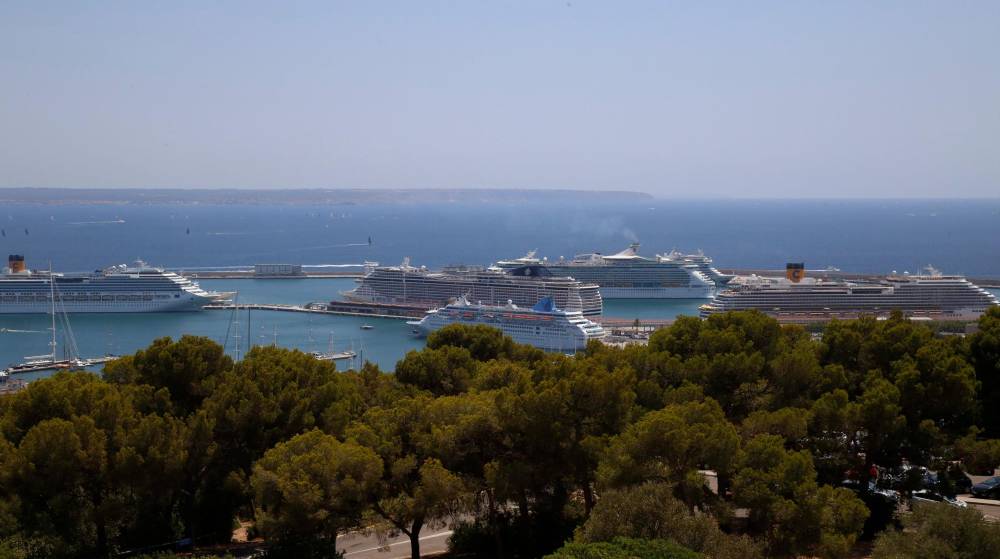 El tráfico rodado supera a los cruceros en niveles de contaminación en Barcelona y Palma