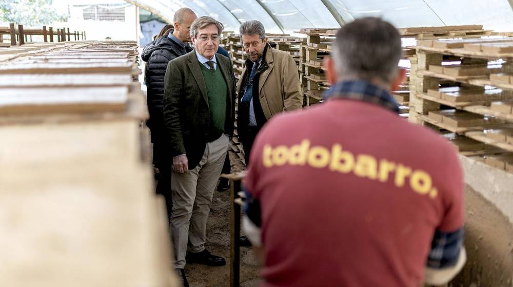 La AP de Sevilla y Todobarro avanzan en la revalorización de los sedimentos del Guadalquivir