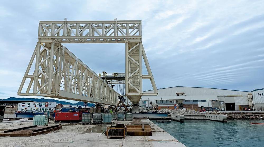 Avanzan las obras de acondicionamiento del muelle Transversal Exterior de PortCastelló