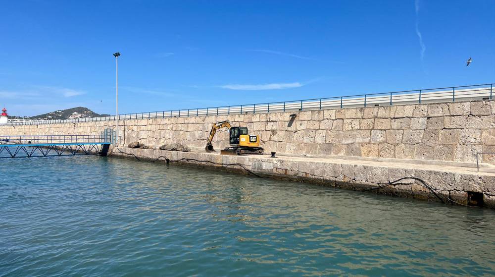 La APB acondiciona el dique de abrigo del puerto de Eivissa para amarrar embarcaciones durante alertas meteorológicas