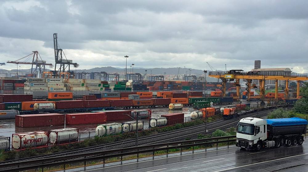 Las averías técnicas comprometen la plena operatividad de la terminal de Adif de Bilbao