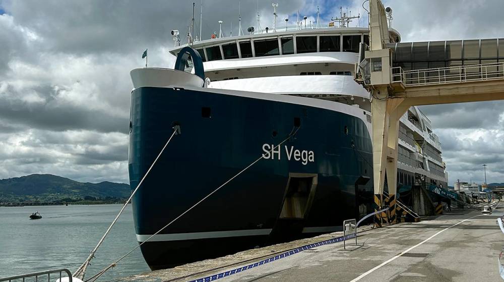 El puerto de Santander acoge por primera vez el crucero de lujo “SH Vega”