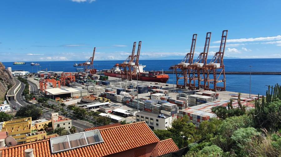 El Puerto de Santa Cruz de Tenerife movió 7,1 millones de toneladas hasta julio