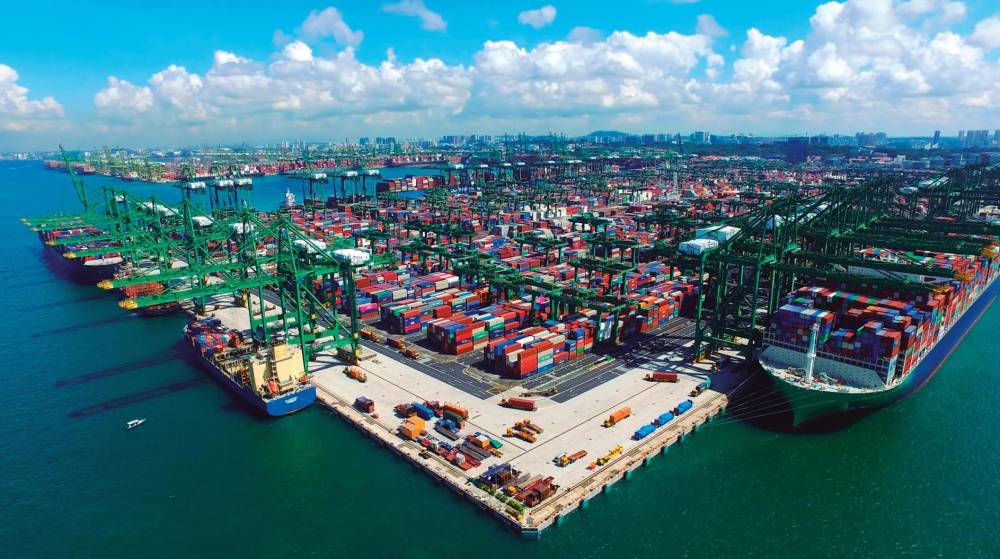 La congestión portuaria en Asia amenaza con mayores turbulencias en el transporte marítimo