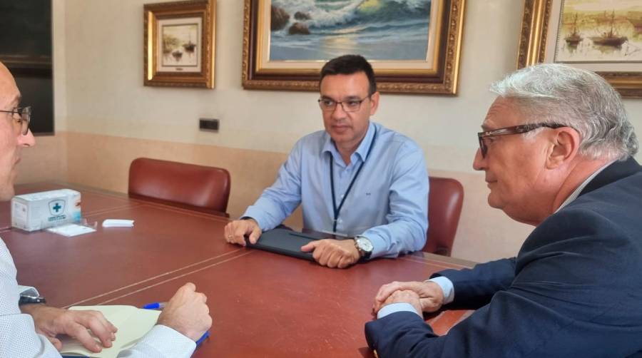 Aeropuerto y Puerto de Almería buscan sinergias para impulsar el turismo de cruceros