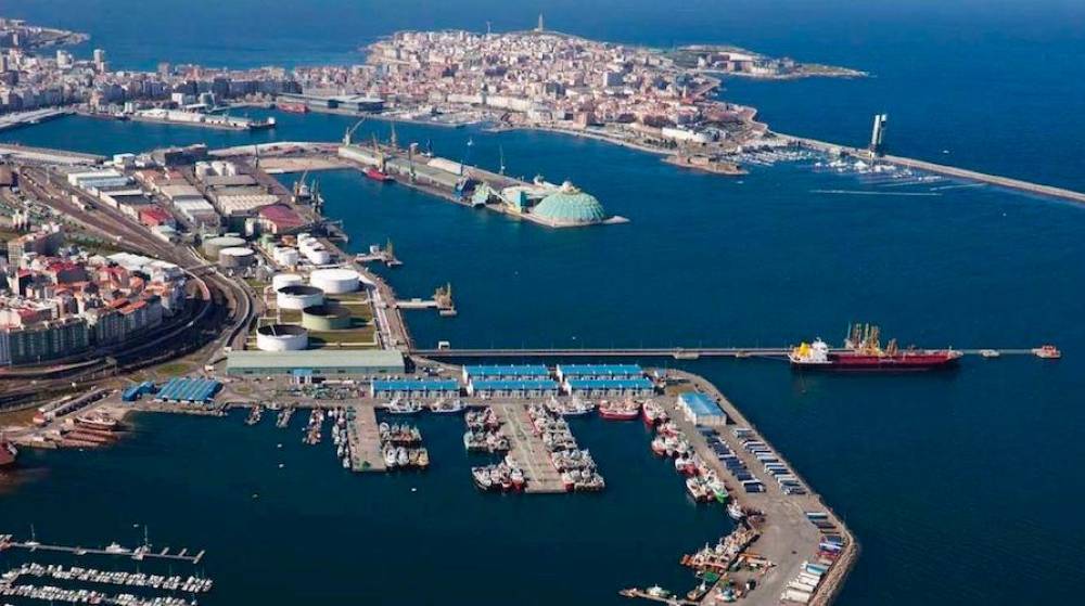 La AP de A Coruña desmantelará los cargaderos de carbón y azufre de Repsol en el Muelle de San Diego