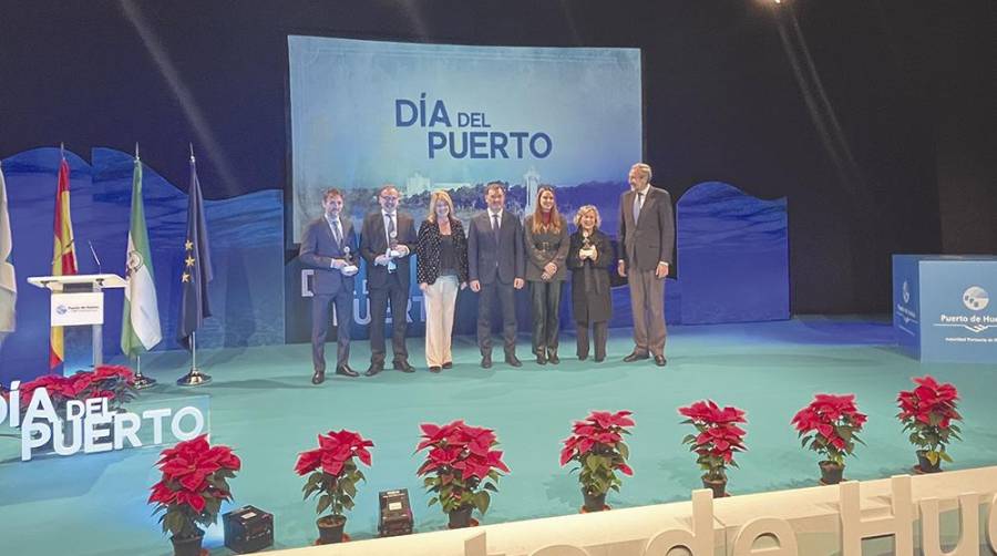 El Puerto de Huelva entregó las menciones de su Día del Puerto 2024.