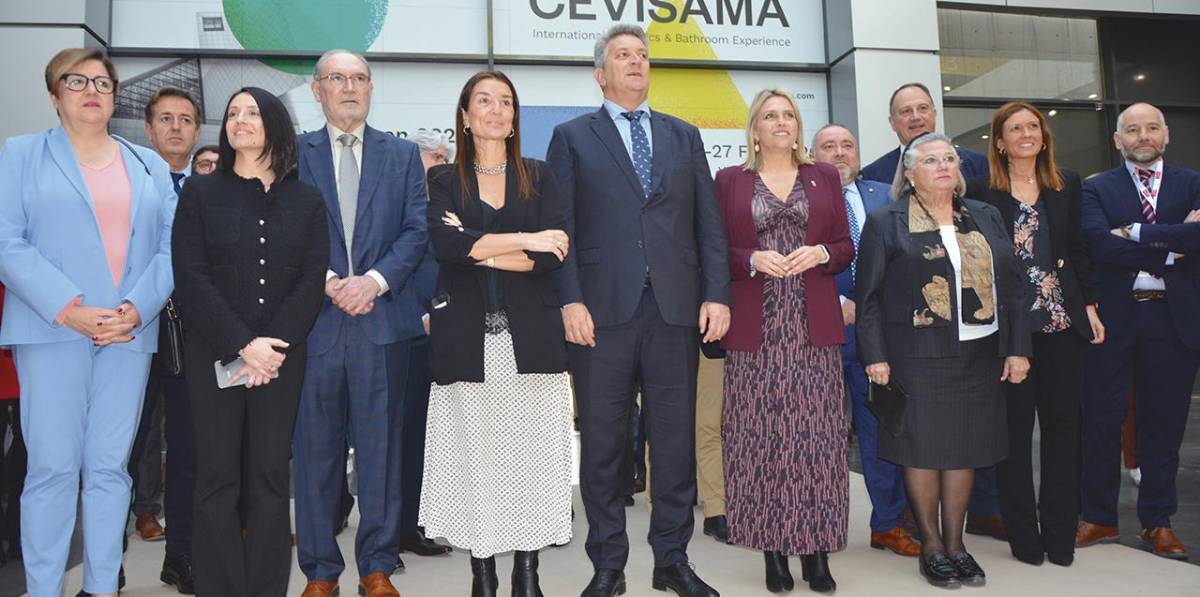 La secretaria de Estado de Industria, Rebeca Torró, presidió la inauguración junto a los consellers de Hacienda, Ruth Merino, y de Infraestructuras, Vicente Martínez Mus. Foto J.C.P.