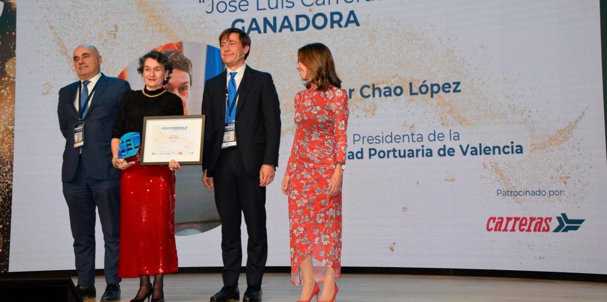 Mar Chao, presidenta de la AP de Valencia, recibe el premio “José Luis Carreras” en los XXXIV Premios CEL.