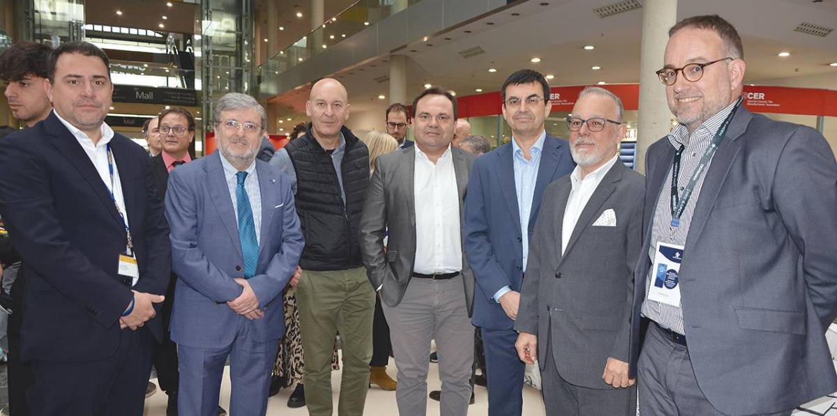 Encuentro Valenciaport comunidad portuaria Cevisama