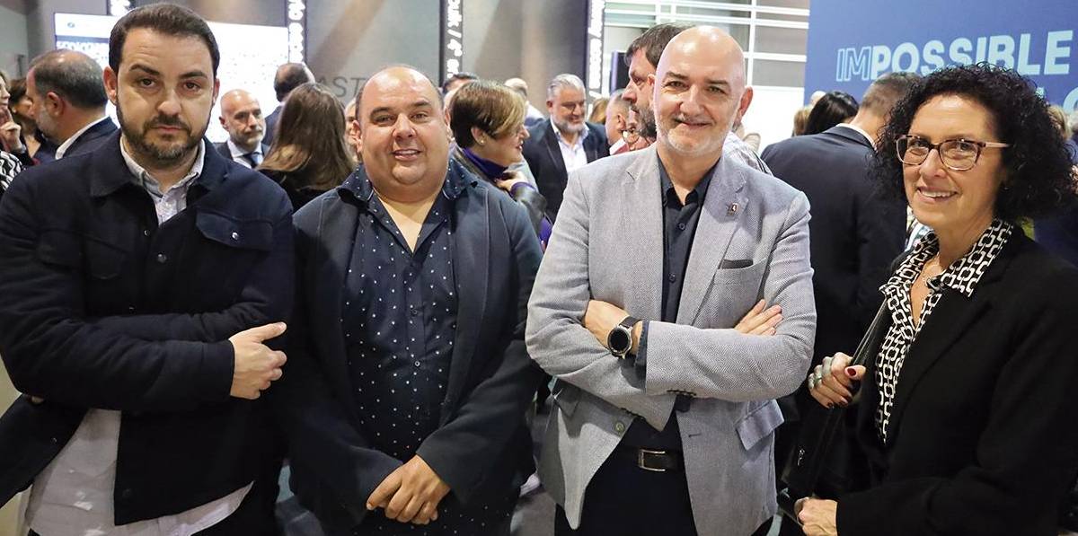 Encuentro de PortCastelló con la comunidad portuaria en Cevisama