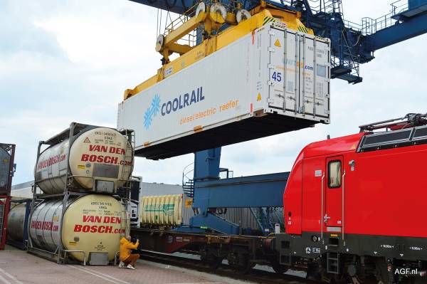 $!El propósito de “CoolRail powered by Transfesa Logistics” es transportar productos frescos de forma más sostenible y eficiente.