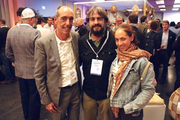 $!Izq. a dcha.: Joxan Madinabeitia, del Puerto de Baiona; Germán irigoyen, de ACC (Irún), y Nerea Agueda, de ACC (Irún). Foto J.P.