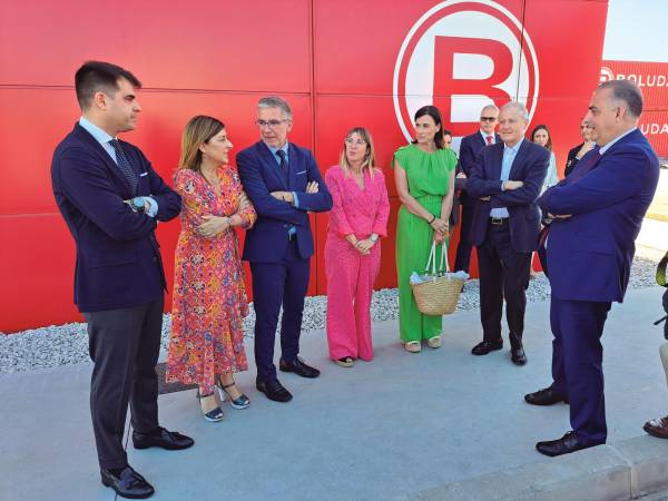 $!Boluda proyecta situar a Santander entre los diez primeros puertos de España en TEUs