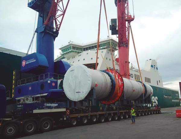 $!Finnlines escala dos veces por semana en la terminal de Toro y Betolaza.