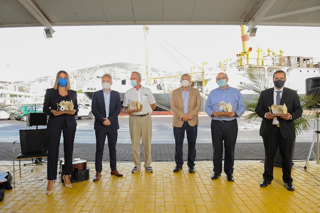 Puertos de Tenerife reconoce la labor de la comunidad portuaria en salud laboral