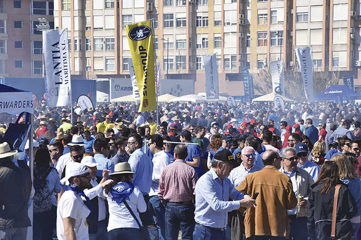 La participaci&oacute;n en el Concurso Mundial de Paellas supera las 5.000 personas cada edici&oacute;n.