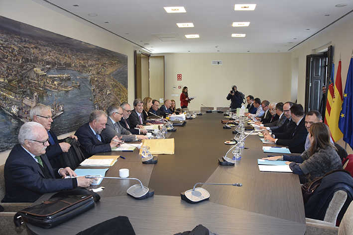 Un momento de la reuni&oacute;n del Consejo de Administraci&oacute;n celebrada el pasado viernes. Foto Alba Garc&iacute;a.