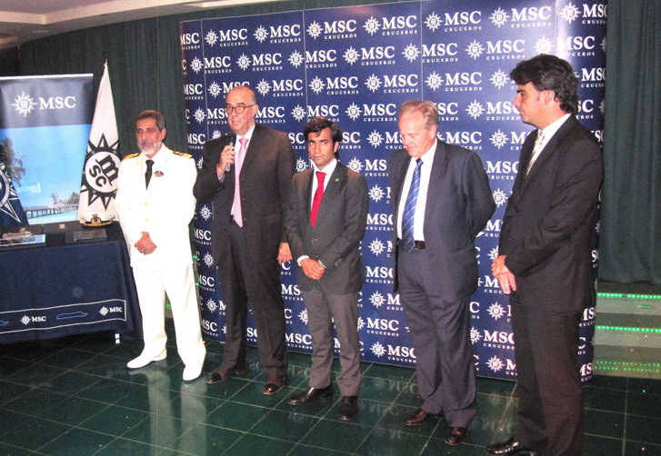 El crucero &ldquo;MSC Musica&rdquo; realiza su primera escala en el Puerto de Ferrol en su ruta entre Kiel y Venecia