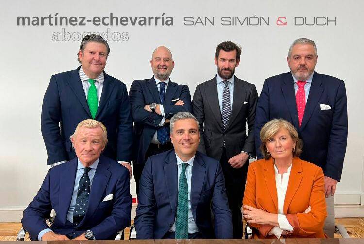 San Simón &amp; Duch firma una alianza estratégica con Martínez-Echevarría Abogados