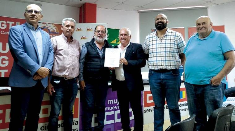 Representantes de la patronal y los sindicatos que han firmado el nuevo Convenio Colectivo del Transporte y la Logística de la provincia de Las Palmas.