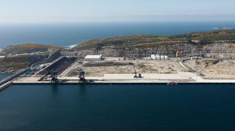 La planta suministrará energía renovable a la comunidad portuaria dentro de la iniciativa Faro de la Energía Verde para la descarbonización de la actividad.