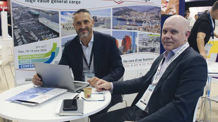David Castro, jefe de la División de Gestión Comercial de la Autoridad Portuaria de Vigo y Titus J. Van Lieshout, director gerente de Comarsa.
