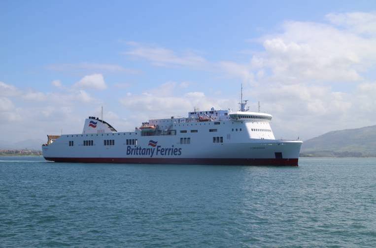 El &quot;Connemara&quot; inaugur&oacute; el 10 de mayo de 2018 en Santander la l&iacute;nea de Brittany Ferries con el puerto irland&eacute;s de Cork. Foto J.P.