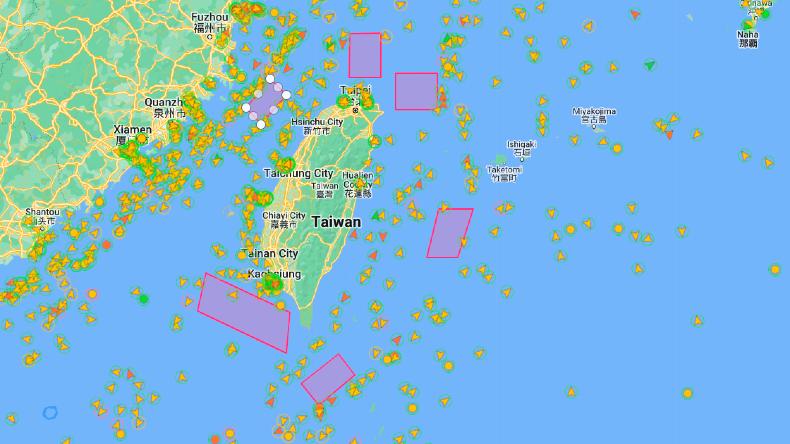 De media, 240 buques de carga pasaron por las zonas de cierre cada día en la útlima semana. Fuente: Fuente: Lloyd’s List Intelligence/Seasearcher.