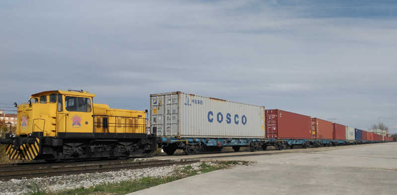 BEST y Alfil estrenan tren diario entre el Puerto de Barcelona y Azuqueca de Henares