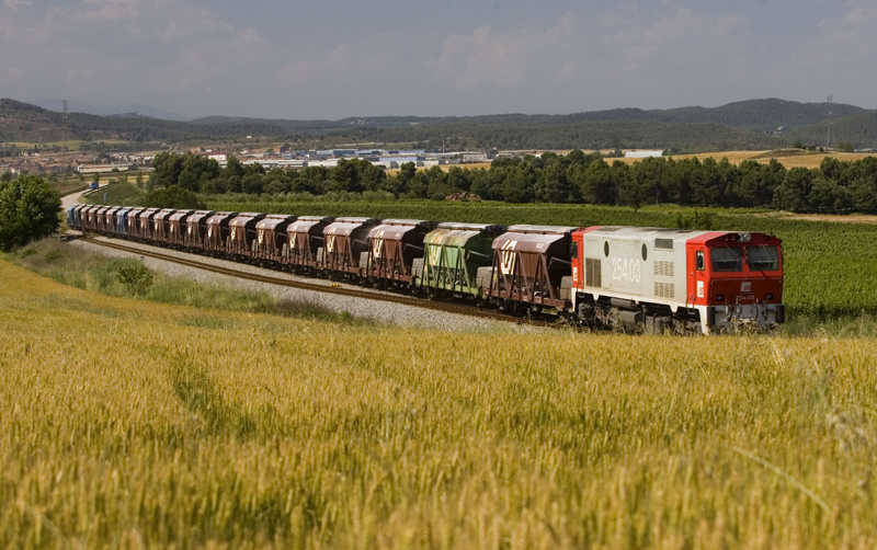 El tr&aacute;fico ferroviario de autom&oacute;viles gestionado por FGC Cargo crece un 3,66%