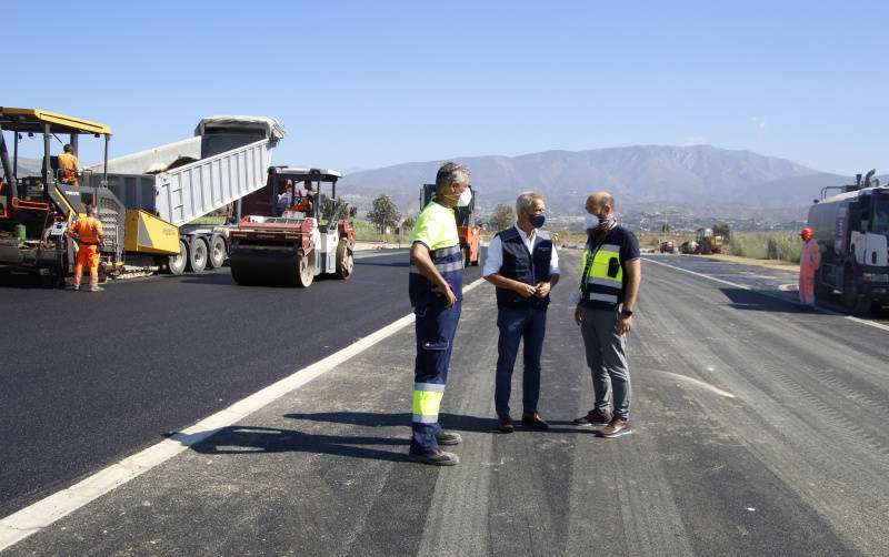 El Puerto de Motril habilita un vial de acceso para cargas de proyecto