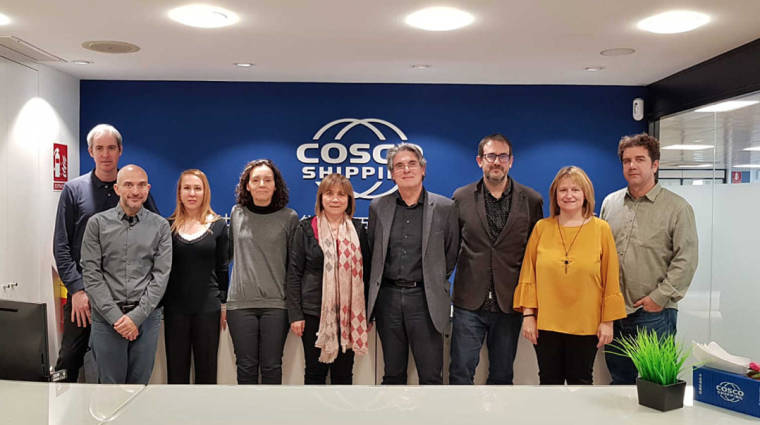 Directivos de COSCO Shipping Lines Spain en Barcelona con los responsables del Instituto Llu&iuml;sa Cura.