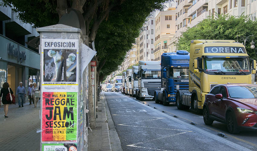 La marcha lenta de los transportistas de Transcont se desarrolla sin incidentes