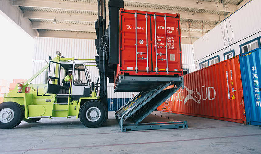 El pasado mes de julio se present&oacute; el contenedor Zbox ante la comunidad portuaria valenciana en un acto celebrado en las instalaciones de TransBase Soler en el puerto de Valencia