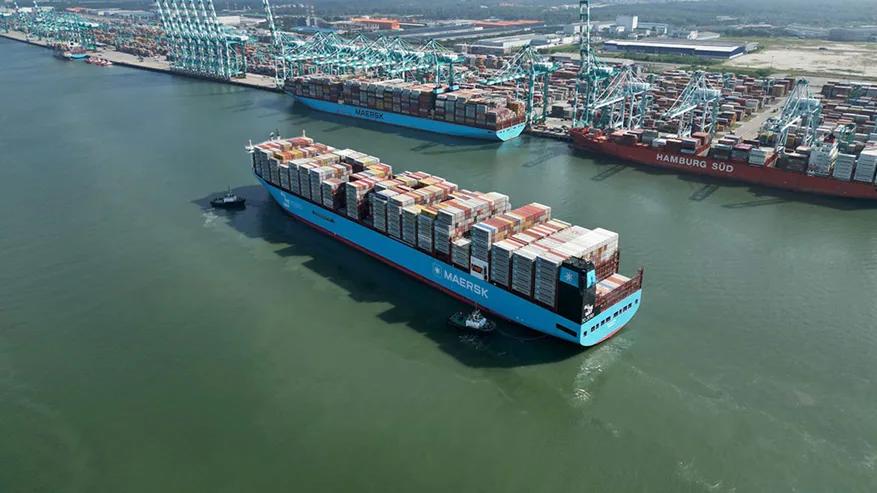 Maersk sigue incorporando buques de doble combustible a su flota