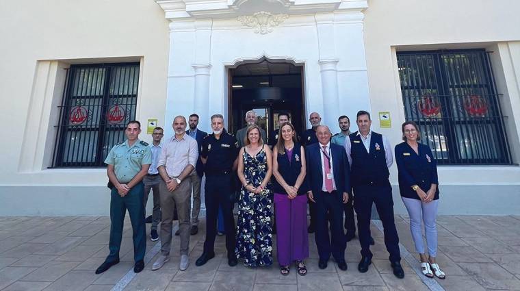 La reunión se ha celebrado en la sede de la Autoridad Portuaria de Valencia.