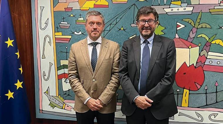 Juan Manuel Doncel, presidente de la Autoridad Portuaria de Ceuta; y Álvaro Rodríguez Dapena, presidente de Puertos del Estado, durante el encuentro mantenido el pasado 27 de mayo.