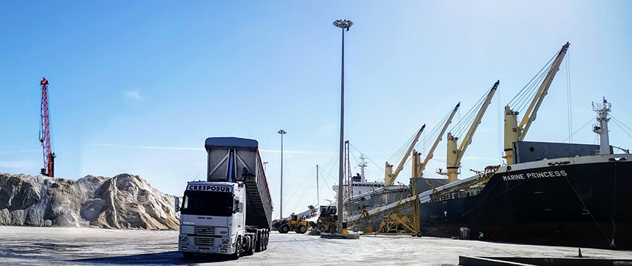 Fungibles Condal instalar&aacute; las dos estaciones lava-ruedas de camiones en el Puerto de Almer&iacute;a.