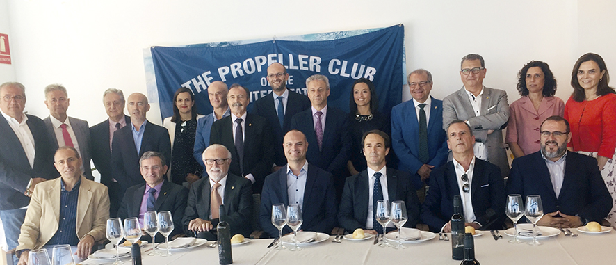 Pedro Garc&iacute;a, secretario general de ANESCO, particip&oacute; en el almuerzo del Propeller Club de Castell&oacute;n en el que estuvieron profesionales, empresas y responsables de la Comunidad Portuaria y la Autoridad Portuaria de Castell&oacute;n.