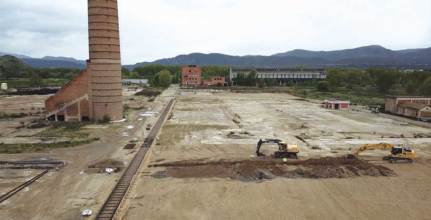 Las obras de construcci&oacute;n del primer tramo de v&iacute;a de la terminal est&aacute;n en su &uacute;ltima fase y la primera conexi&oacute;n ferroviaria con Barcelona se realizar&aacute; en breve.