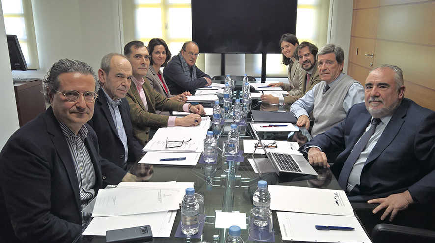 Los miembros del consejo de VPI en su reuni&oacute;n de ayer.