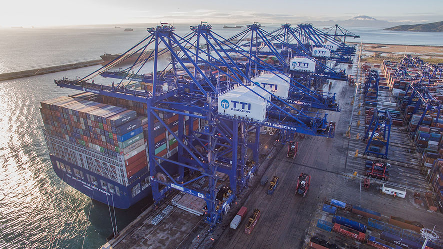 Imagen de Total Terminal International en el Puerto de Algeciras.